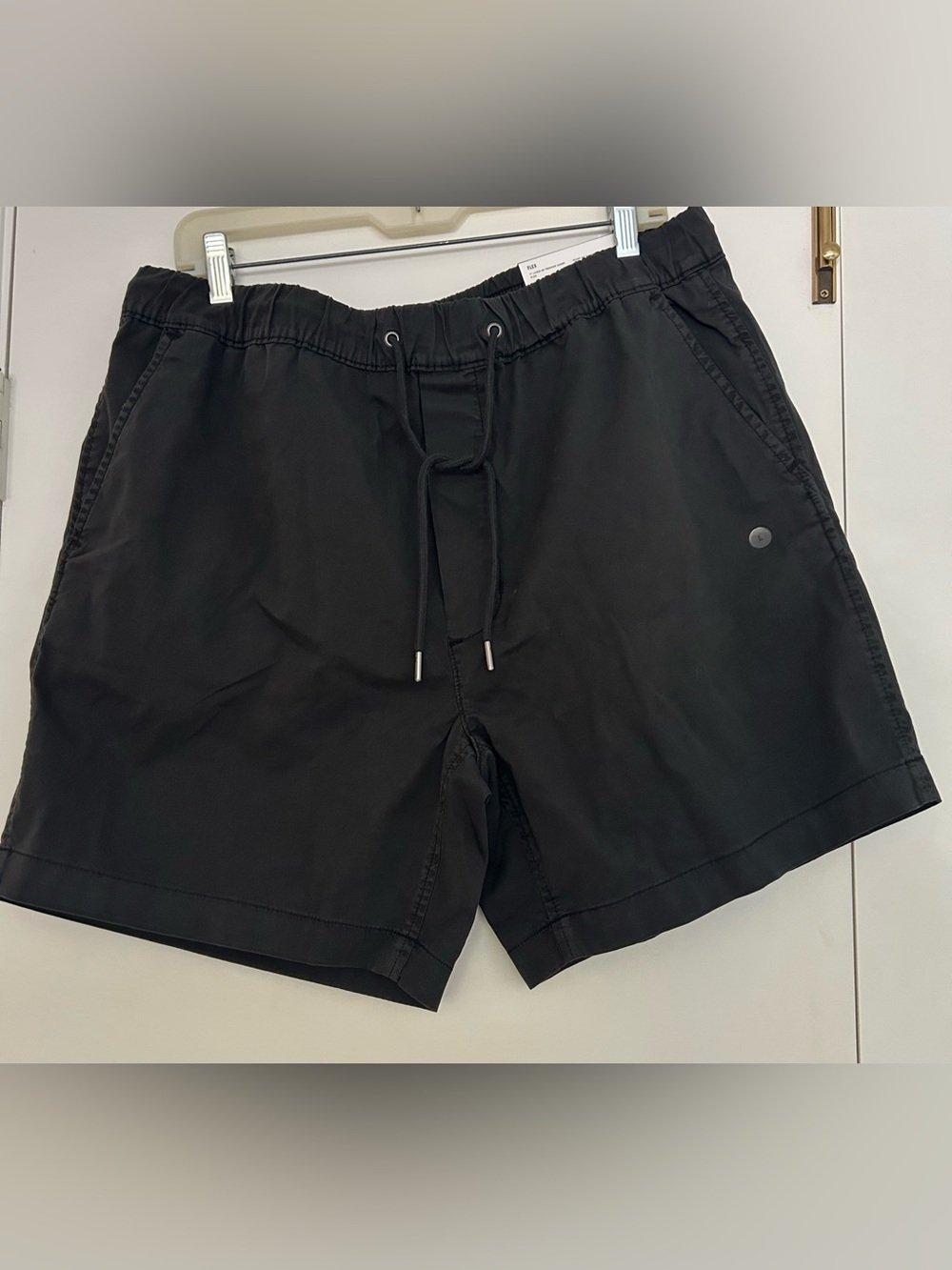 American Eagle Black 7” Lived In Trekker Shorts - Classic Drawstring